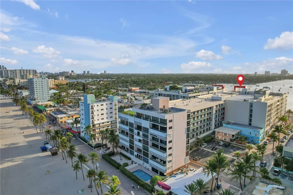 777 Ocean Dr #S314 Hollywood, FL 33019