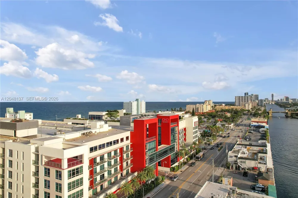 777 Ocean Dr #S314 Hollywood, FL 33019