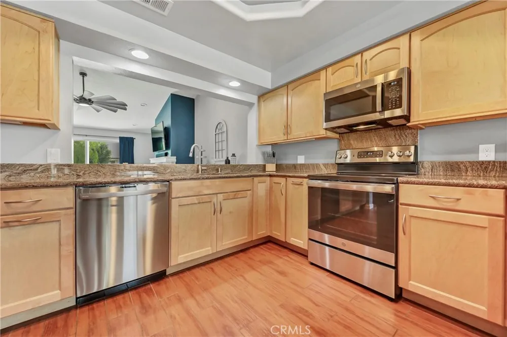 197 Desert Falls E Palm Desert, CA 92211