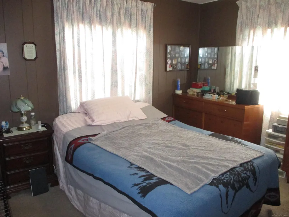 43310 Summit Street Harrison Charter Township, MI 48045