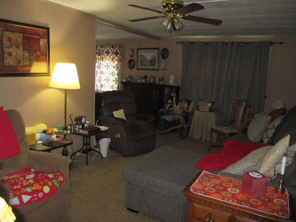 43310 Summit Street Harrison Charter Township, MI 48045