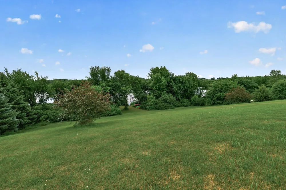 3350 Nugent Avenue SW Cokato, MN 55321