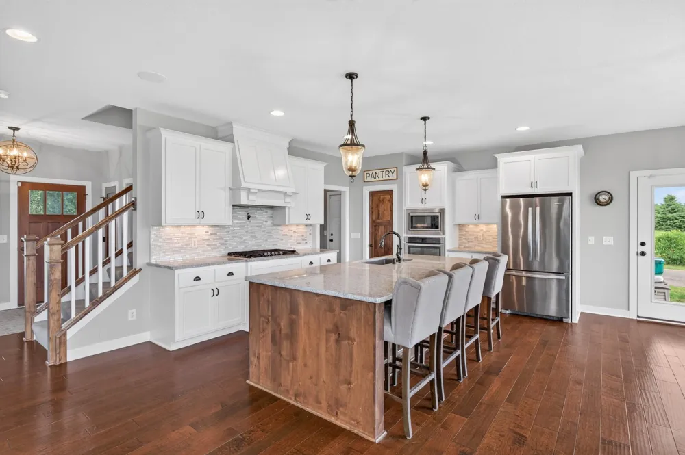 3350 Nugent Avenue SW Cokato, MN 55321
