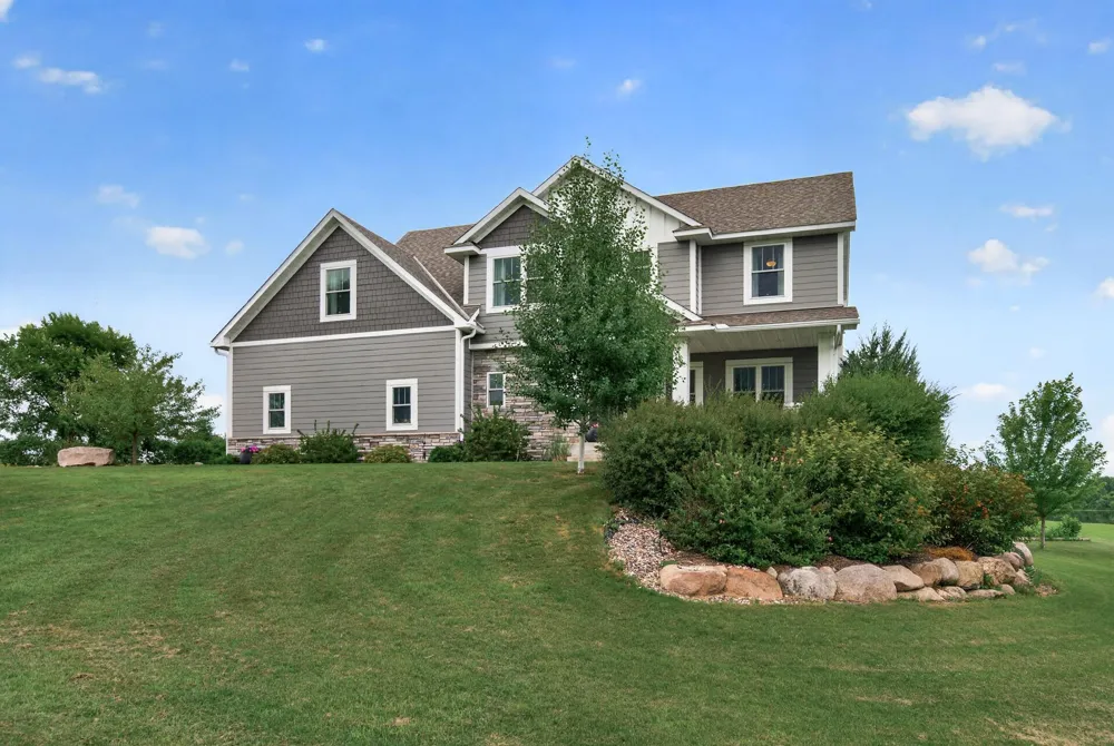 3350 Nugent Avenue SW Cokato, MN 55321
