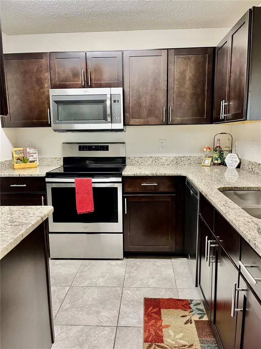 1939 SUMMER CLUB APT DRIVE #315 Oviedo, FL 32765