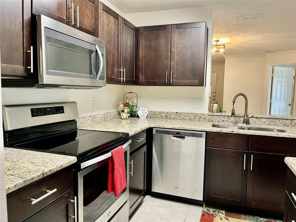 1939 SUMMER CLUB APT DRIVE #315 Oviedo, FL 32765