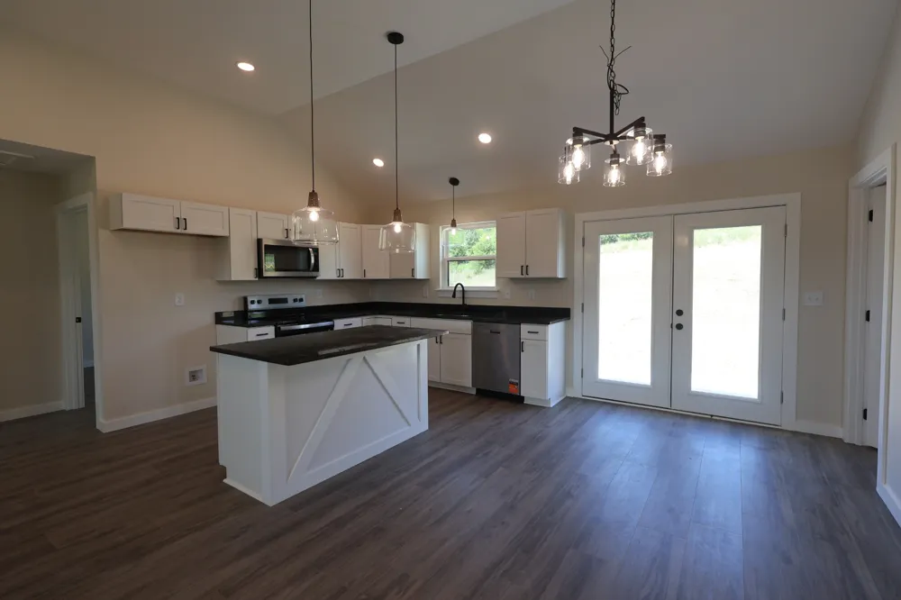 817 Smith Bend Ln Gainesboro, TN 38562