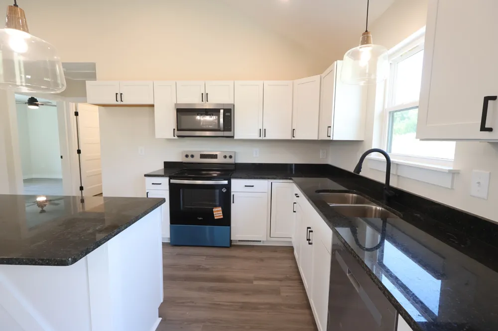 817 Smith Bend Ln Gainesboro, TN 38562
