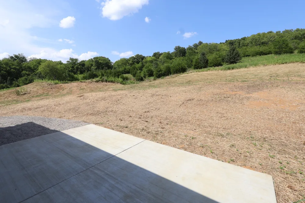 817 Smith Bend Ln Gainesboro, TN 38562