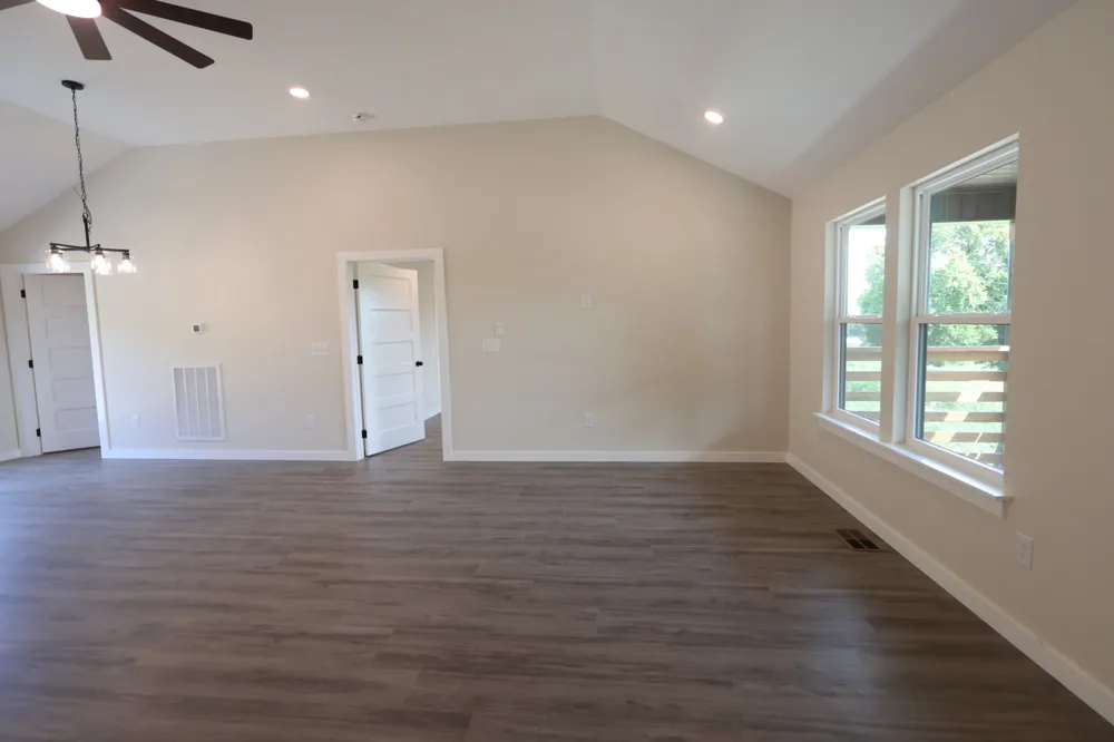 817 Smith Bend Ln Gainesboro, TN 38562