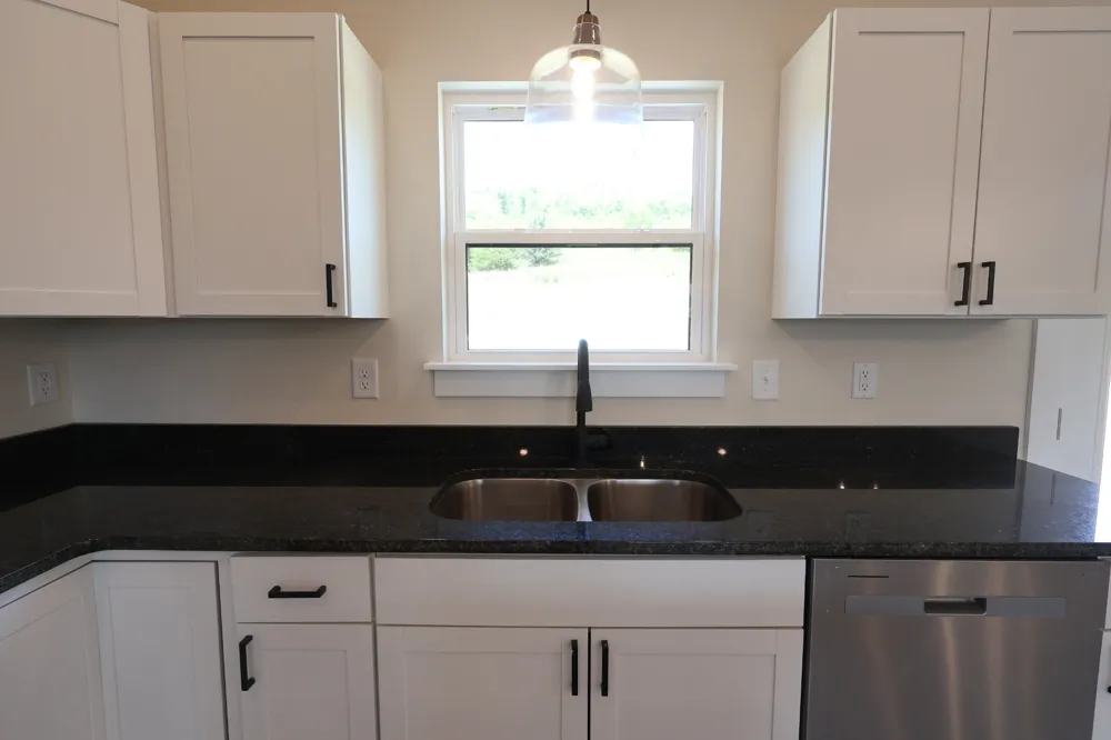 817 Smith Bend Ln Gainesboro, TN 38562