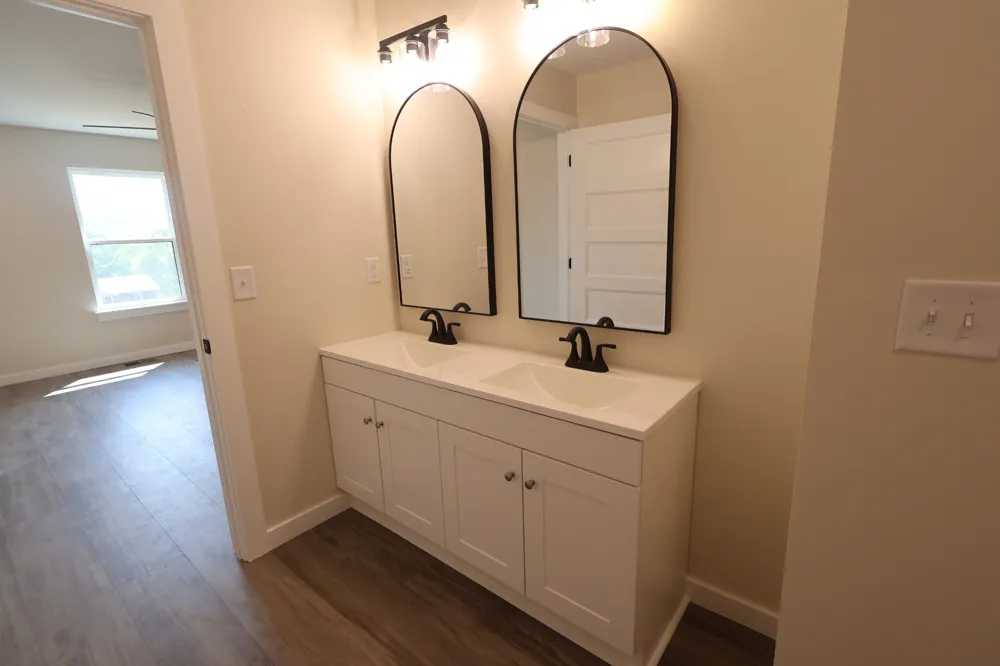 817 Smith Bend Ln Gainesboro, TN 38562