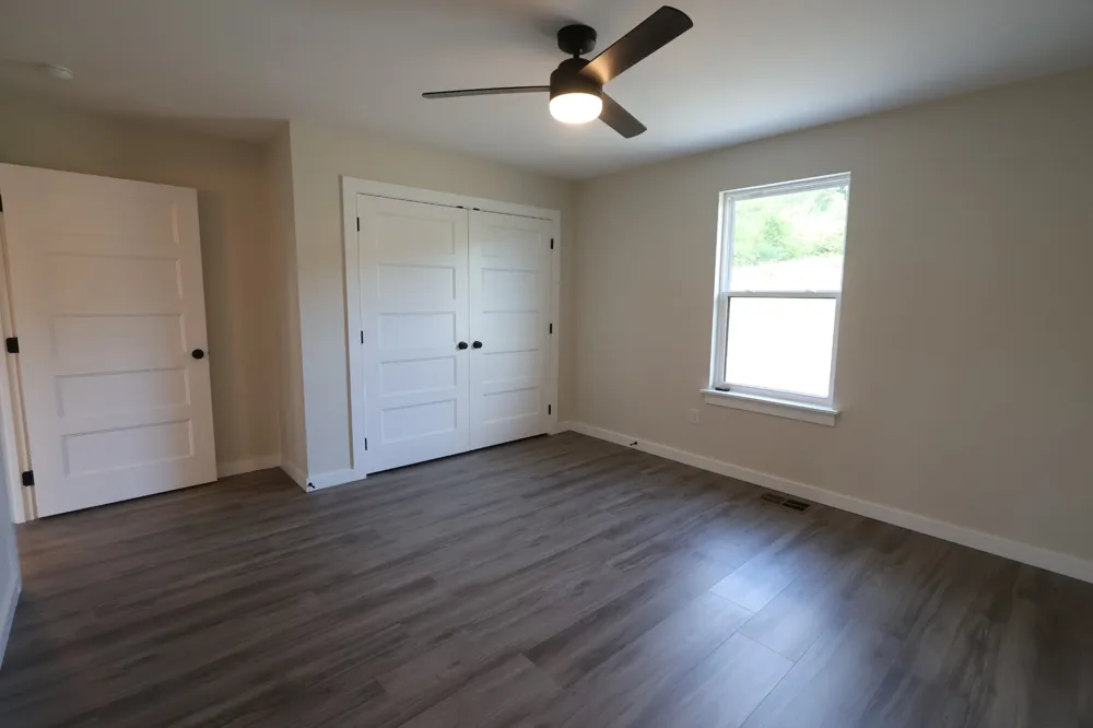 797 Smith Bend Ln Gainesboro, TN 38562