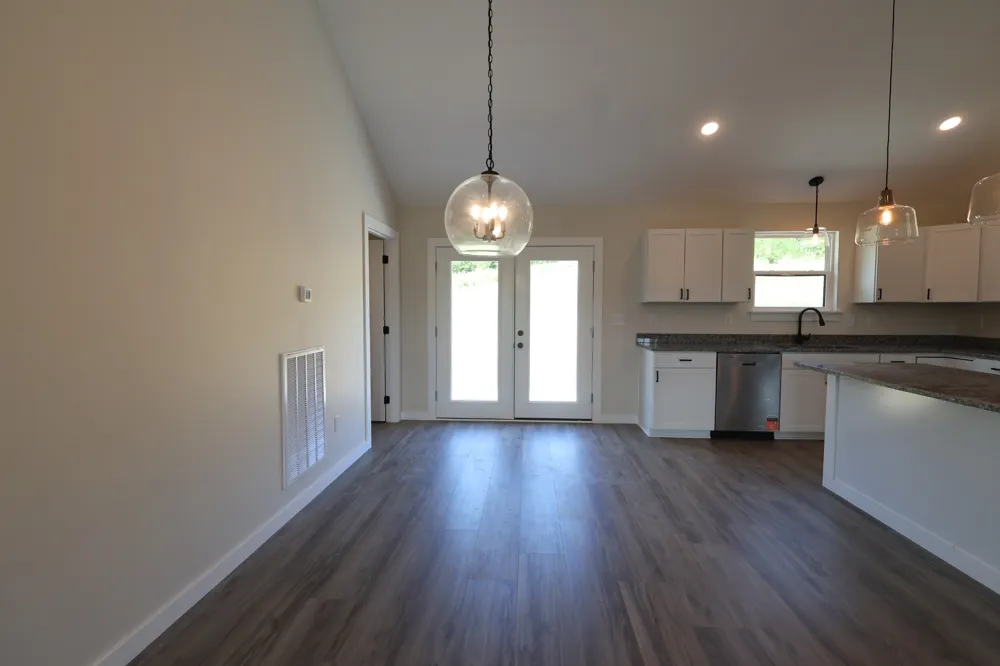 797 Smith Bend Ln Gainesboro, TN 38562