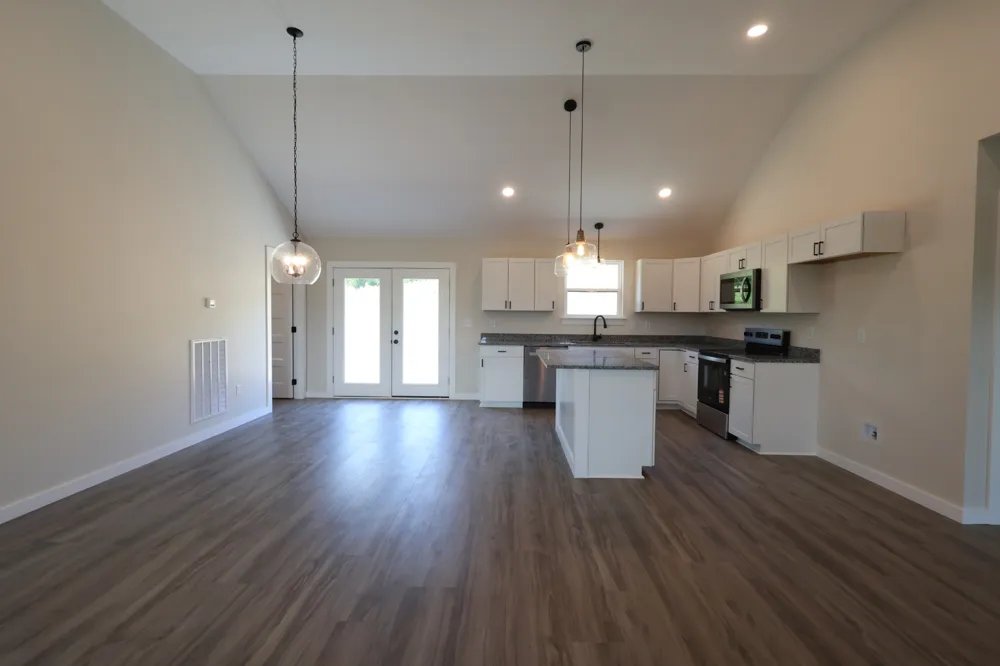 797 Smith Bend Ln Gainesboro, TN 38562