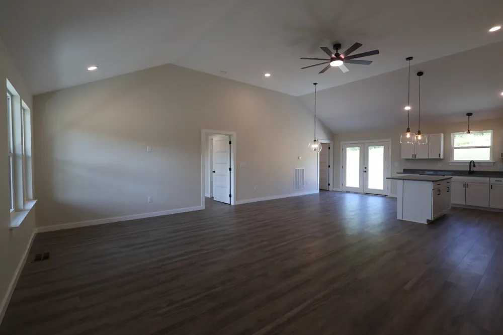 797 Smith Bend Ln Gainesboro, TN 38562