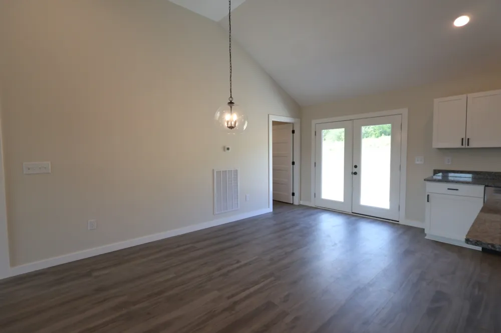 797 Smith Bend Ln Gainesboro, TN 38562