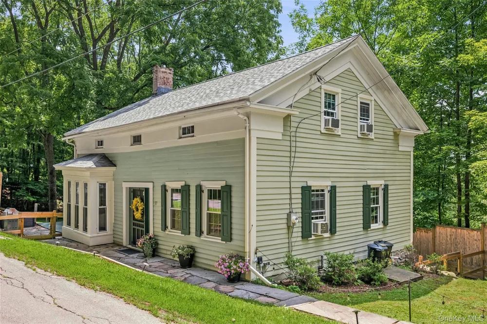 57 Parsonage Road Cochecton, NY 12726