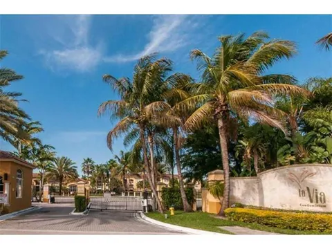 9620 NW 2nd Street #7-201