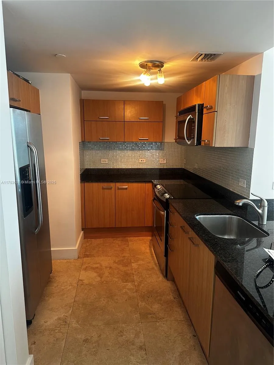350 S Miami Ave #1704 Miami, FL 33130