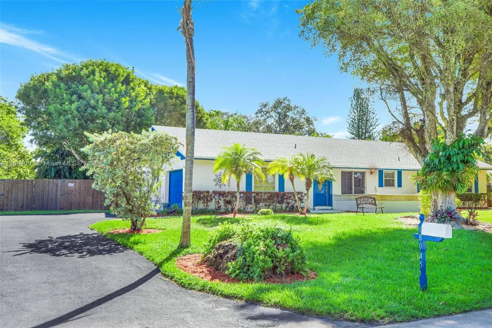 18045 SW 87th Ct Palmetto Bay, FL 33157