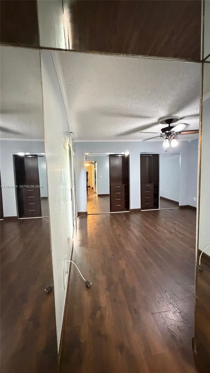 2450 W 67th Pl #13-12 Hialeah, FL 33016