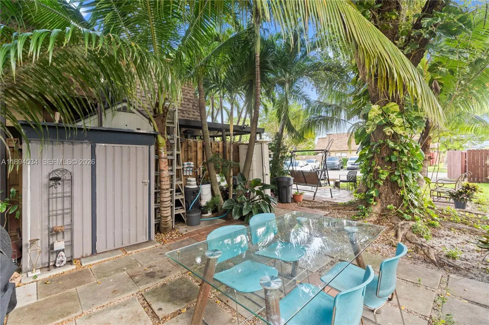 2450 W 67th Pl #13-12 Hialeah, FL 33016