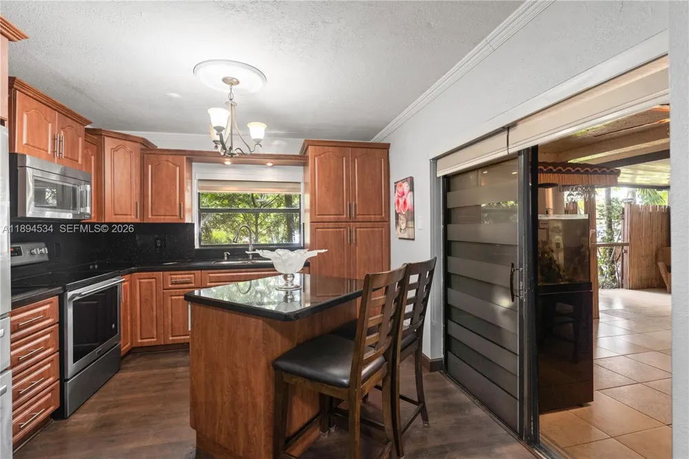 2450 W 67th Pl #13-12 Hialeah, FL 33016