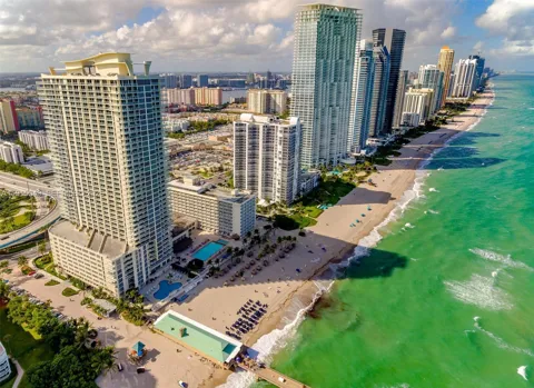 16699 Collins Ave #1105