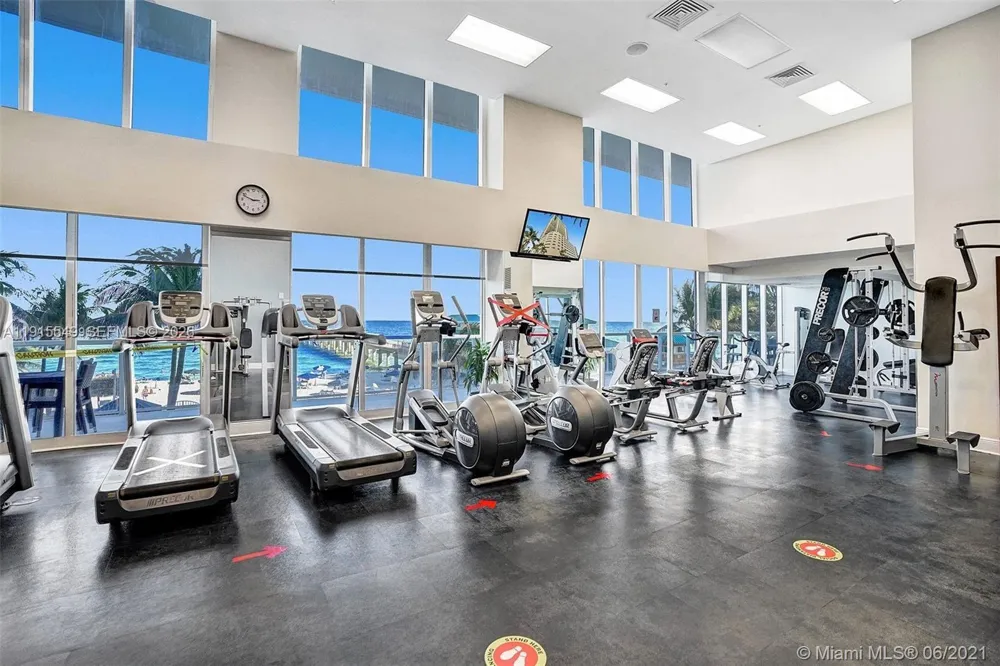 16699 Collins Ave #1105 Sunny Isles Beach, FL 33160