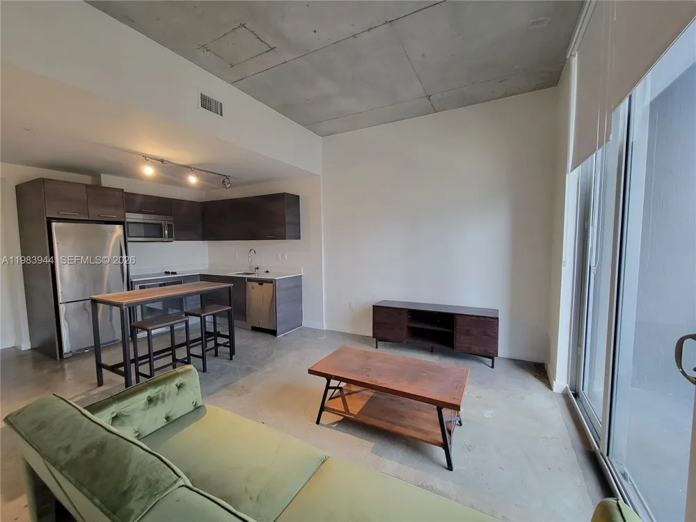 151 SE 1st St #1507 Miami, FL 33131