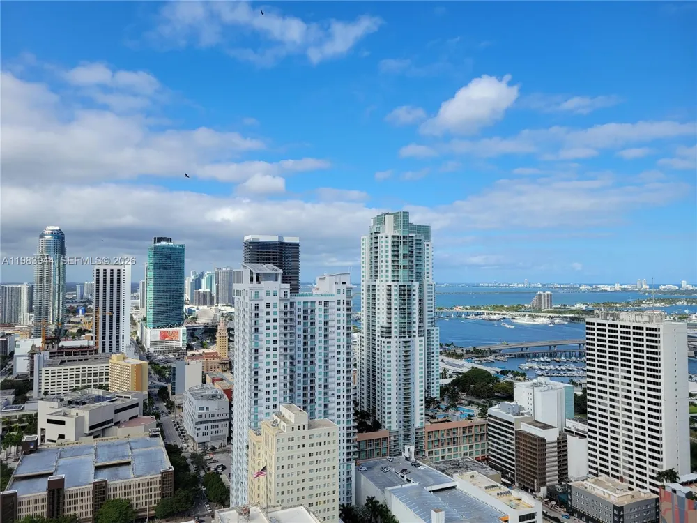 151 SE 1st St #1507 Miami, FL 33131