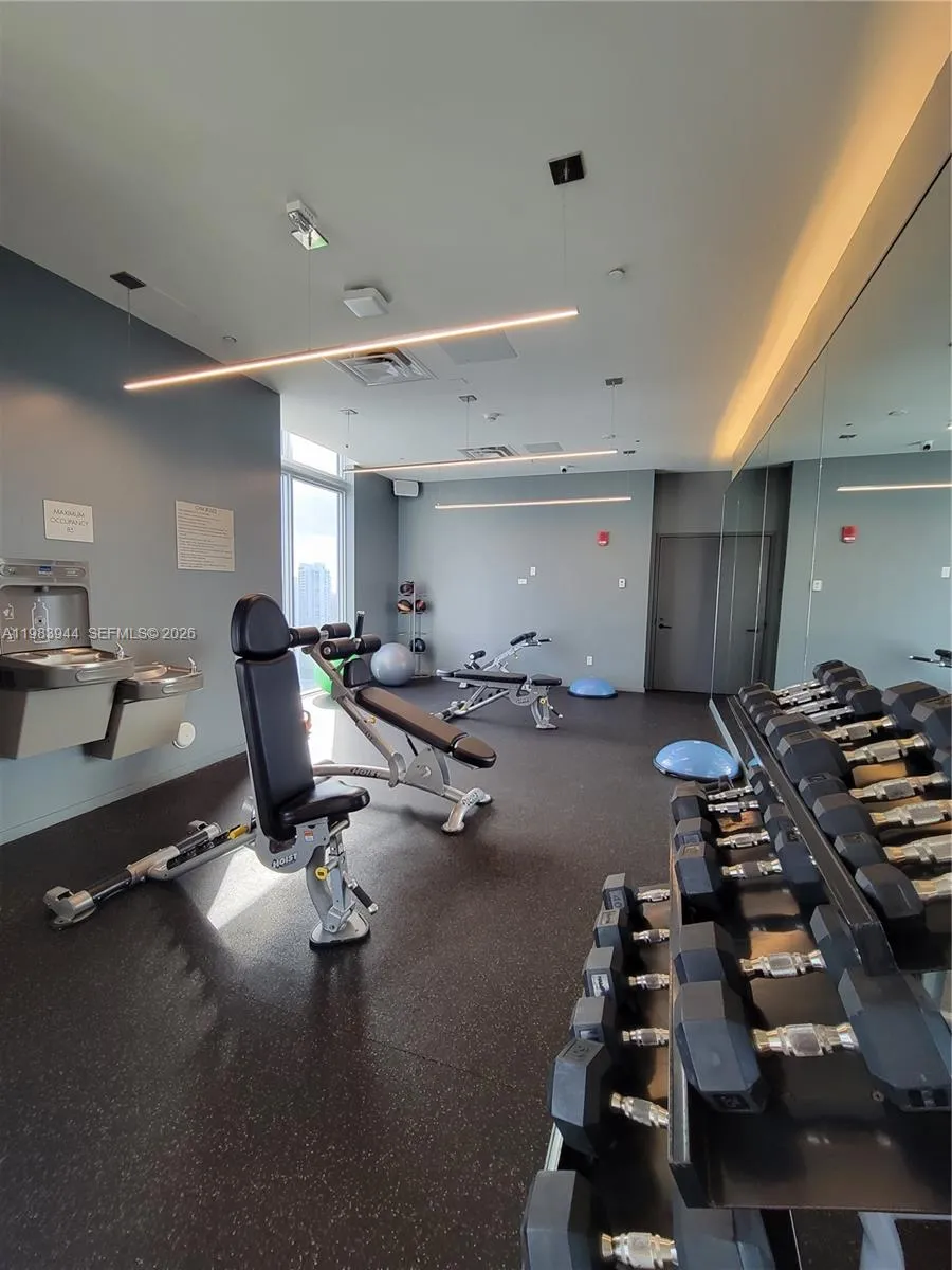 151 SE 1st St #1507 Miami, FL 33131