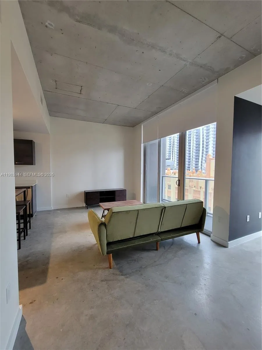 151 SE 1st St #1507 Miami, FL 33131