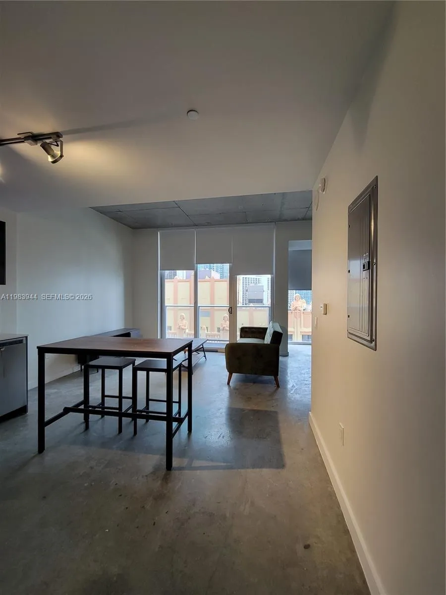 151 SE 1st St #1507 Miami, FL 33131