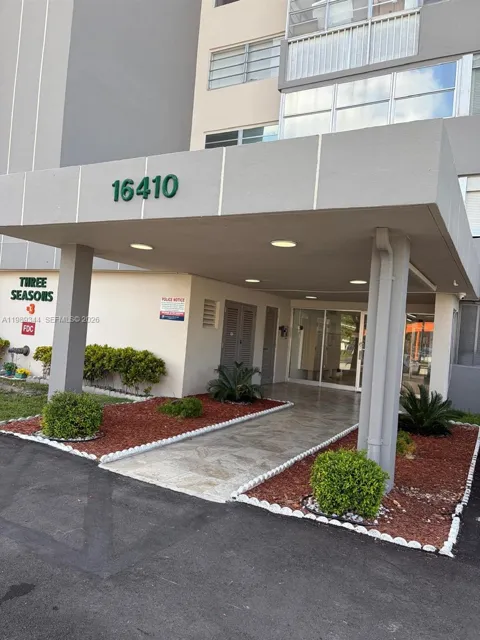 16410 Miami Dr #504