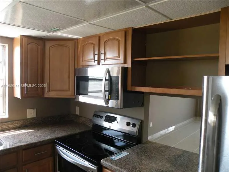 16410 Miami Dr #504 North Miami Beach, FL 33162