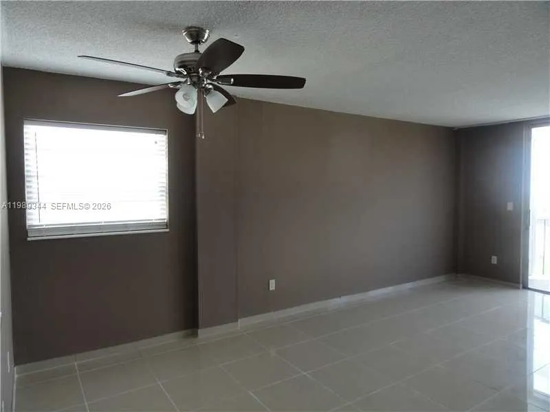 16410 Miami Dr #504 North Miami Beach, FL 33162