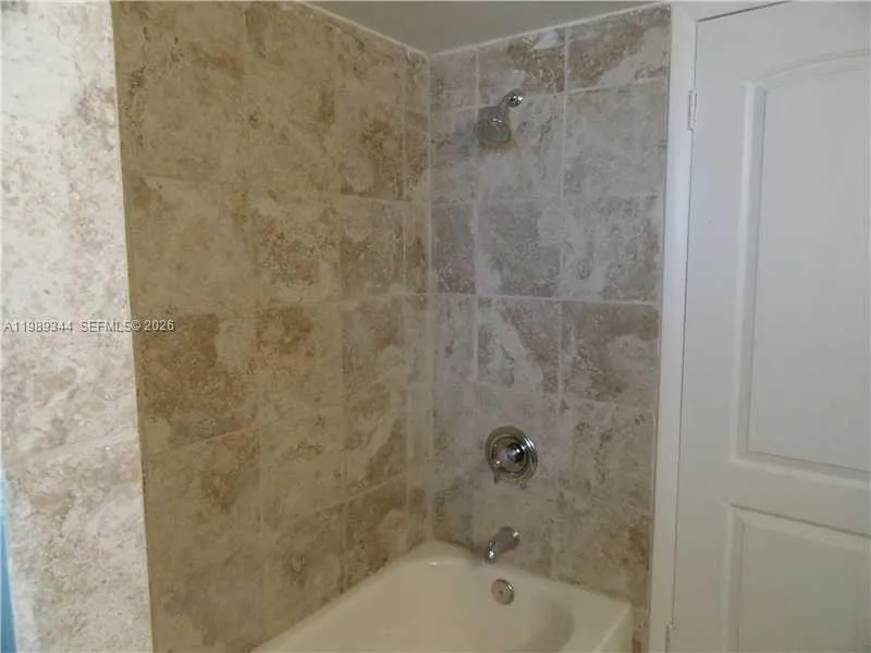 16410 Miami Dr #504 North Miami Beach, FL 33162