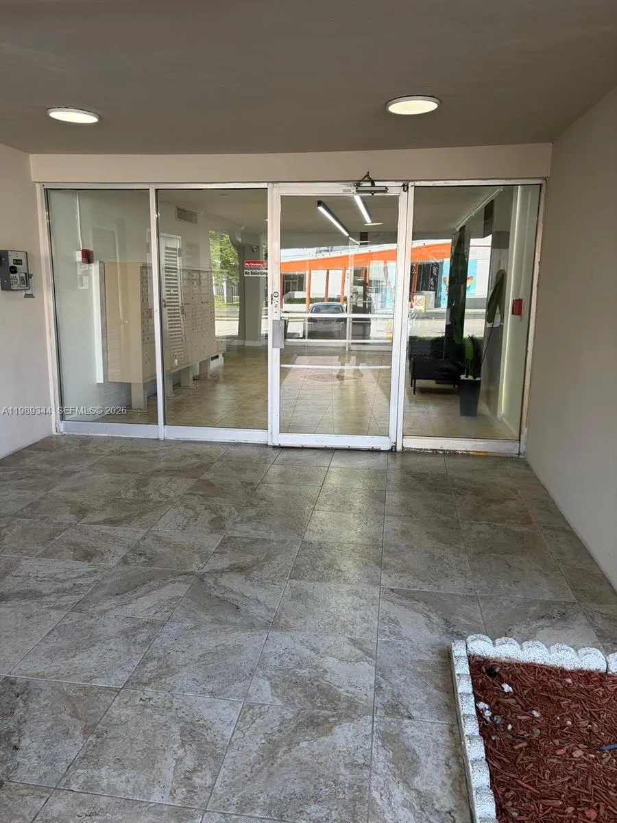 16410 Miami Dr #504 North Miami Beach, FL 33162