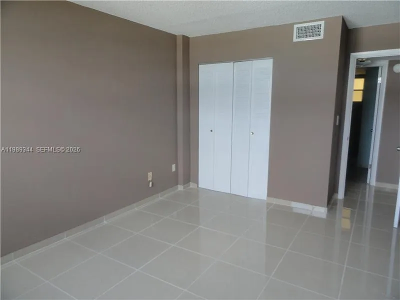 16410 Miami Dr #504 North Miami Beach, FL 33162