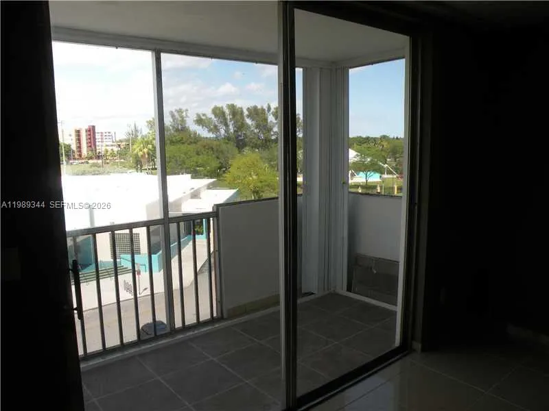 16410 Miami Dr #504 North Miami Beach, FL 33162