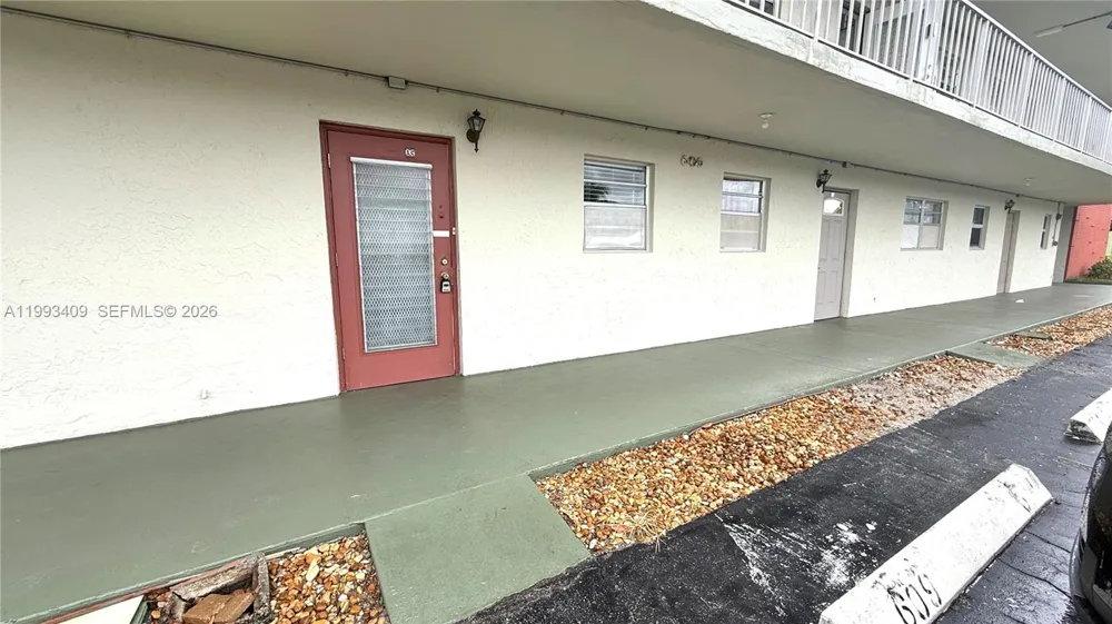 609 S State Road 7 #1C Margate, FL 33068