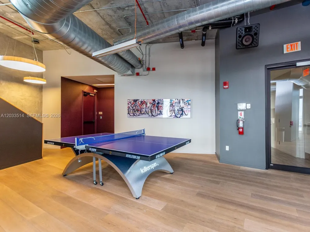 151 SE 1st St #807 Miami, FL 33131