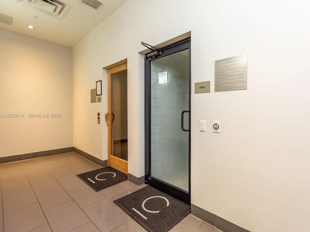 151 SE 1st St #807 Miami, FL 33131