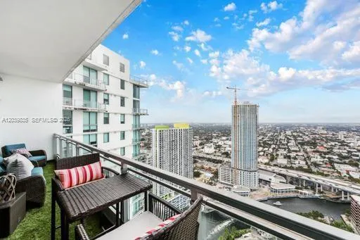 92 SW 3rd St #5108 Miami, FL 33130