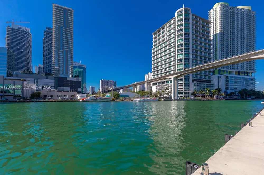 92 SW 3rd St #5108 Miami, FL 33130