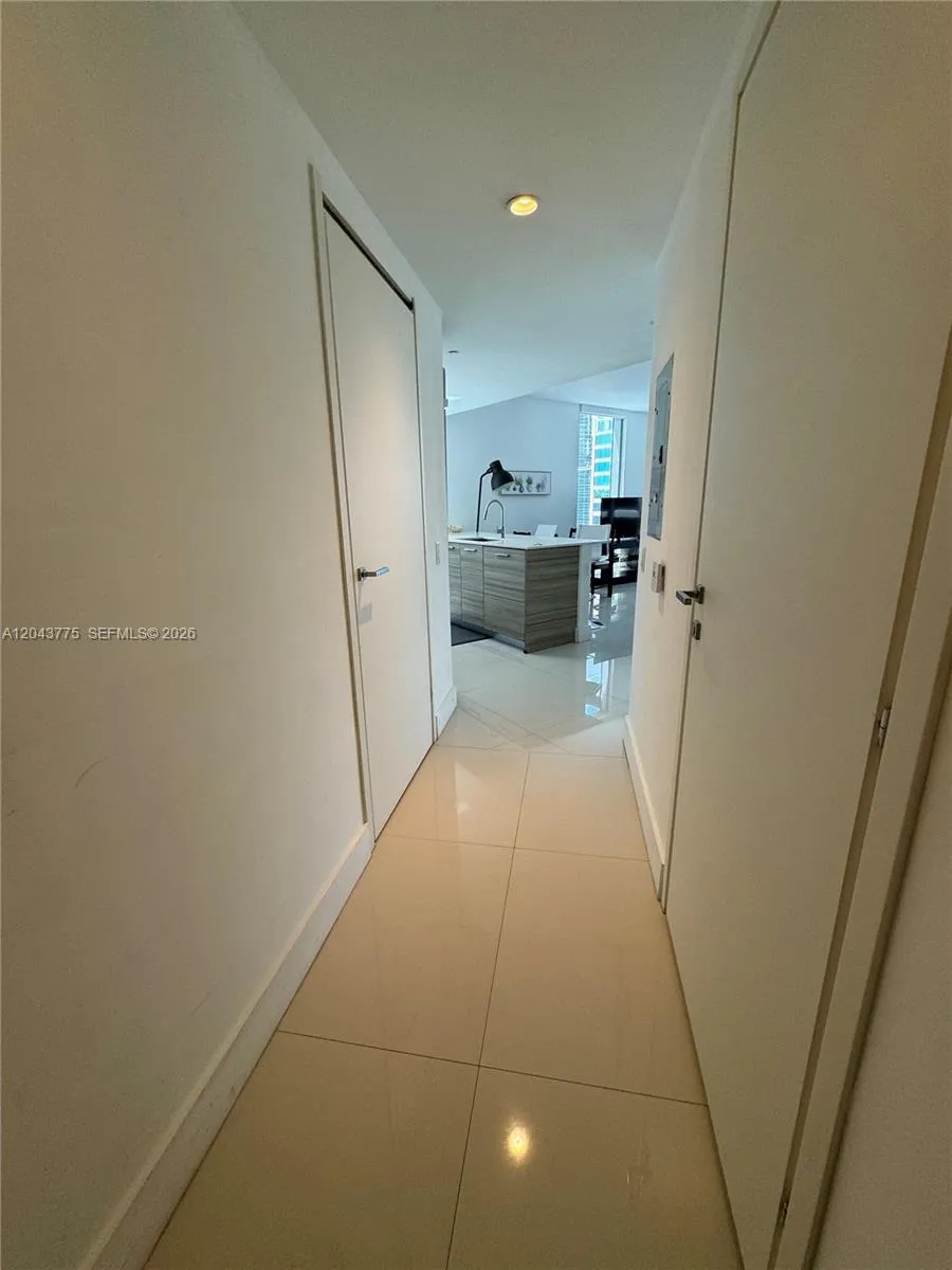 1300 Brickell Bay Dr #901 Miami, FL 33131