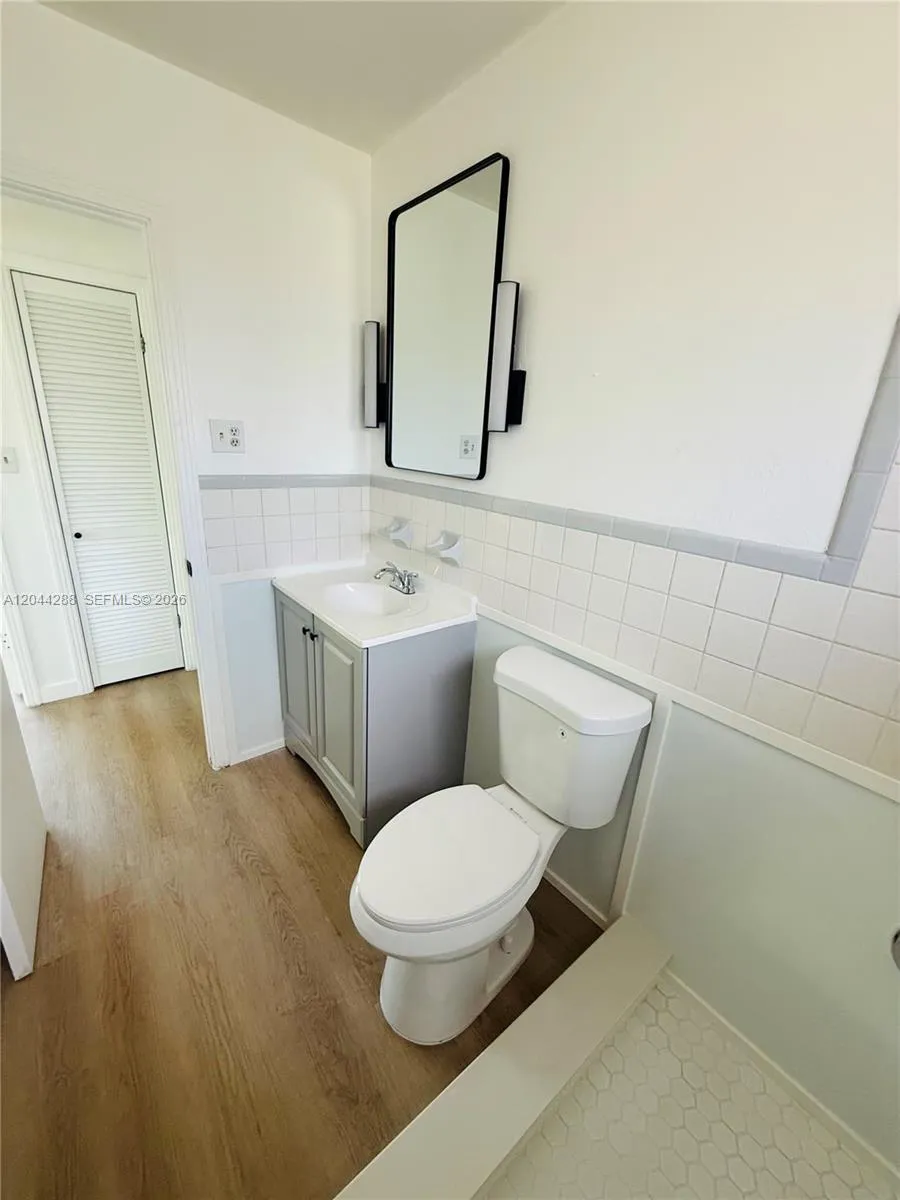 2423 Jeffcott St #1 North Fort Myers, FL 33901