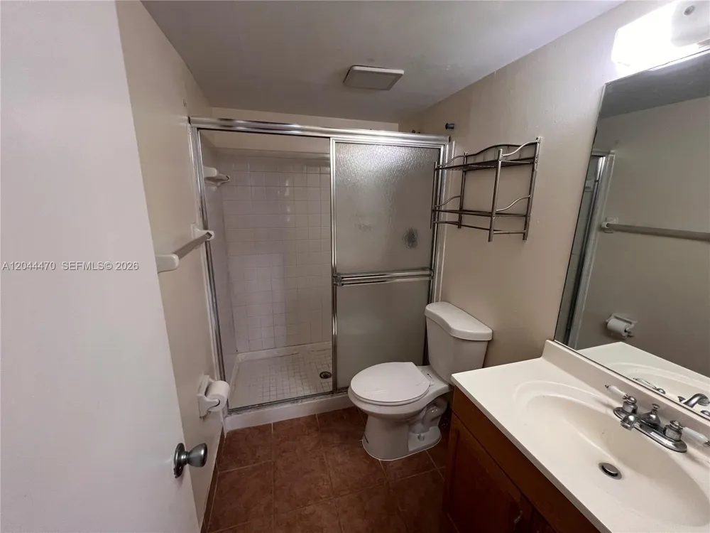 451 NW 100th Pl #101 Pembroke Pines, FL 33024